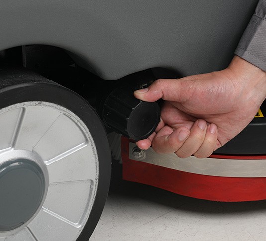 T560 Micro Ride-On Floor Scrubber alt 7